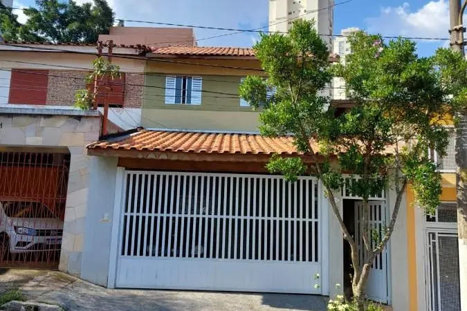 Sobrado para Venda em São Bernardo do Campo, Conjunto Residencial das Hortências, 3 dormitórios, 2 banheiros, 2 vagas
