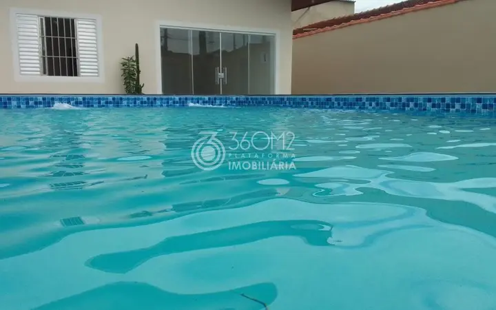 Casa para Venda em Itanhaém, Jardim Suarão, 2 dormitórios, 2 banheiros, 6 vagas