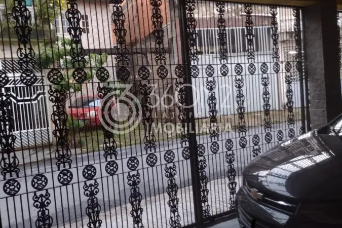 Sobrado para Venda em Carapicuíba, Parque Santa Teresa, 3 dormitórios, 2 banheiros, 3 vagas