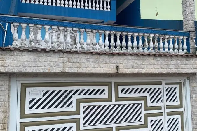 Casa para Venda em São Bernardo do Campo, Alves Dias, 2 dormitórios, 1 suíte, 2 banheiros, 2 vagas