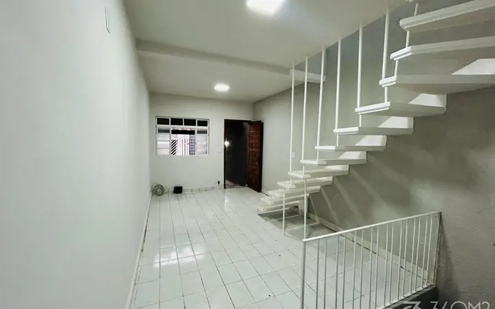 Sobrado para Venda em São Bernardo do Campo, Planalto, 4 dormitórios, 1 suíte, 2 banheiros, 1 vaga