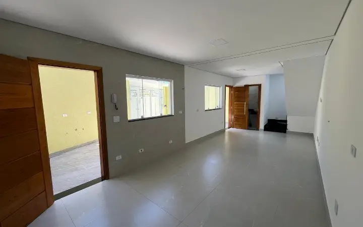 Sobrado para Venda em Santo André, Parque Jaçatuba, 2 dormitórios, 2 suítes, 3 banheiros, 2 vagas