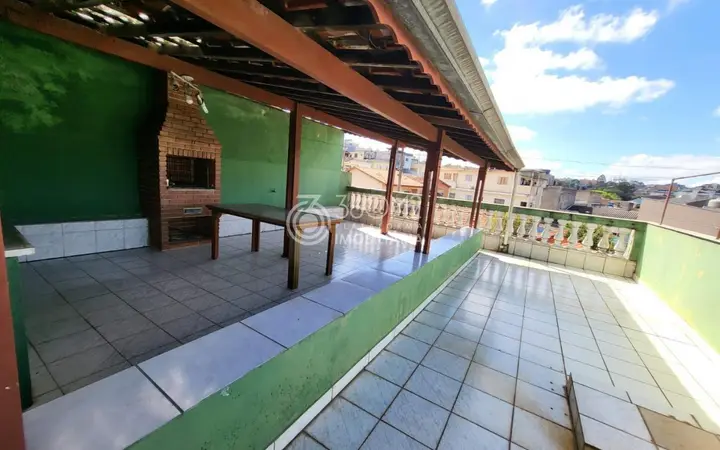 Sobrado para Venda em Santo André, Jardim Monções, 3 dormitórios, 2 banheiros, 2 vagas