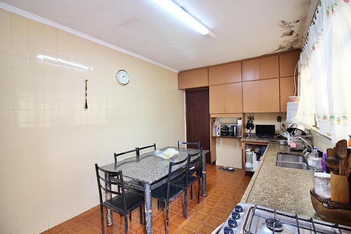Casa para Venda em São Bernardo do Campo, Anchieta, 2 dormitórios, 1 suíte, 2 banheiros, 4 vagas - apoio
