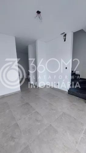 Sobrado para Venda em Santo André, Vila Clarice, 2 dormitórios, 2 suítes, 3 banheiros, 2 vagas - apoio