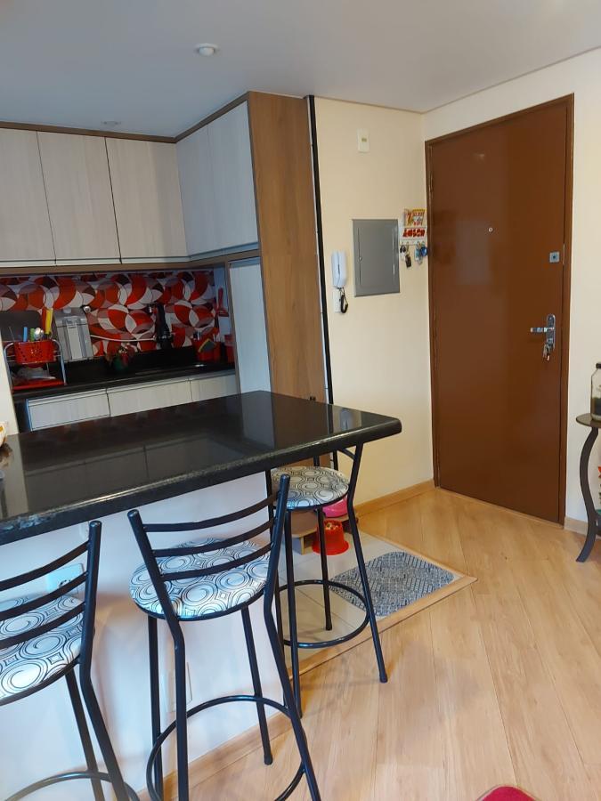 Apartamento para Venda em Santo André, Vila Guiomar, 2 dormitórios, 2 suítes, 2 banheiros, 1 vaga - previa