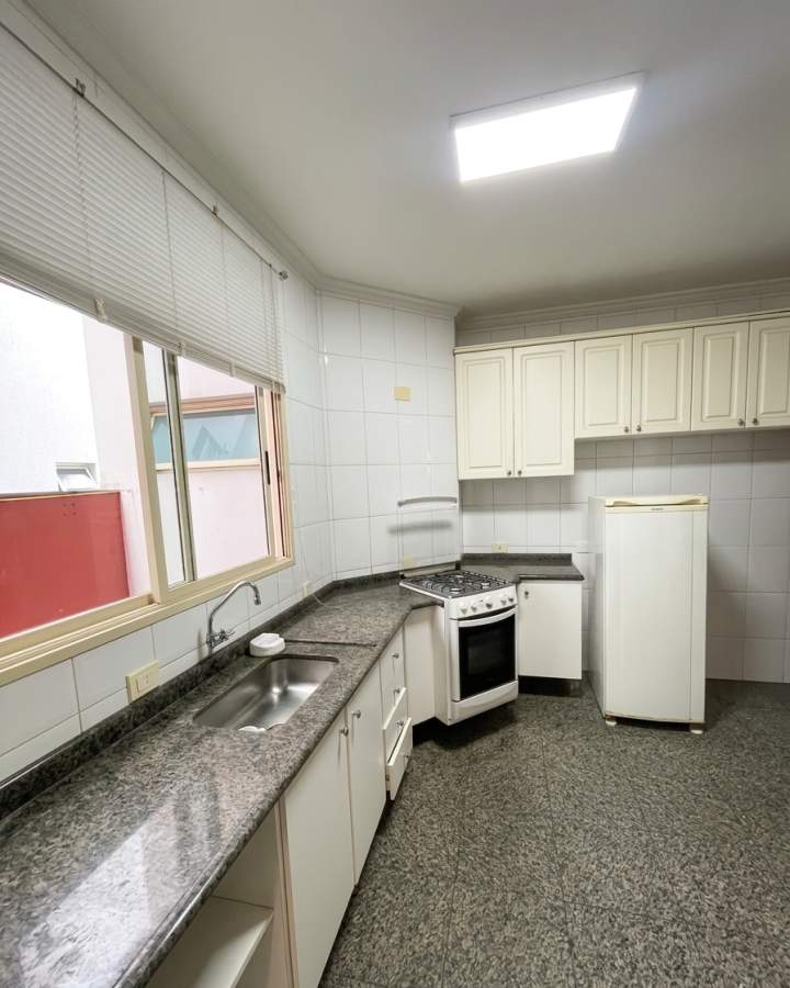 Apartamento para Venda em Santo André, Vila Gilda, 3 dormitórios, 1 suíte, 2 banheiros, 3 vagas - apoio