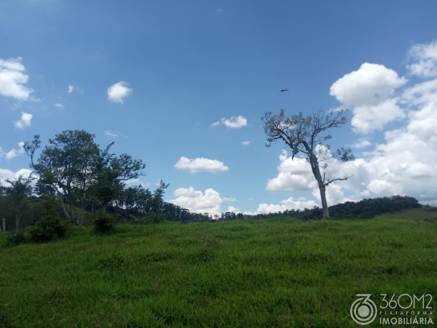 Terreno para Venda em Pinhalzinho, Pinhalzinho
