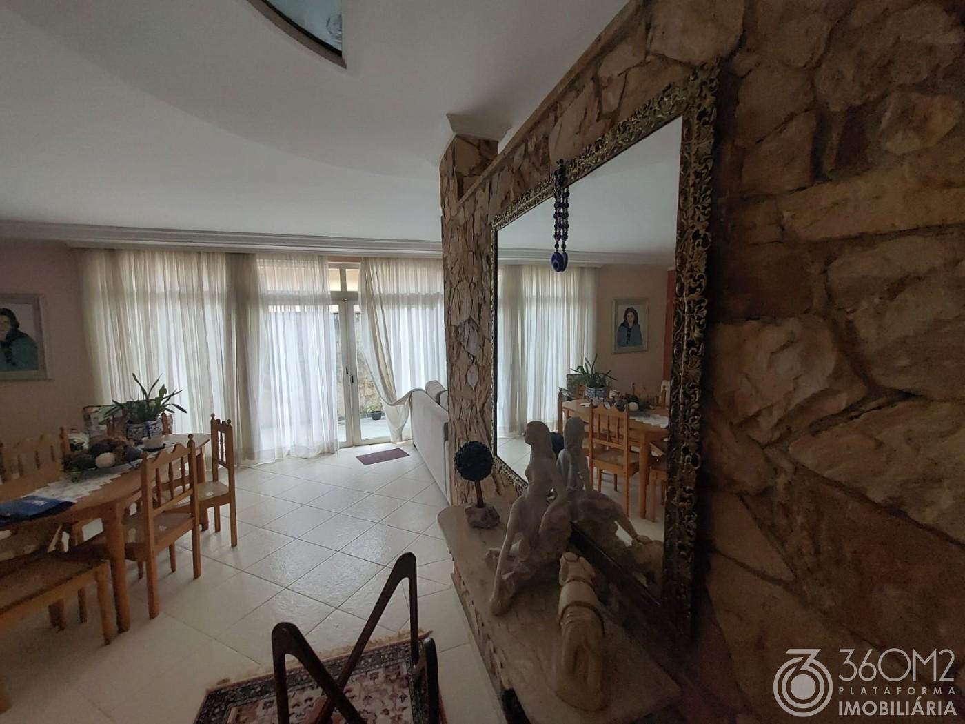 Casa para Venda em São Caetano do Sul, Mauá, 3 dormitórios, 1 suíte, 3 banheiros, 2 vagas - apoio