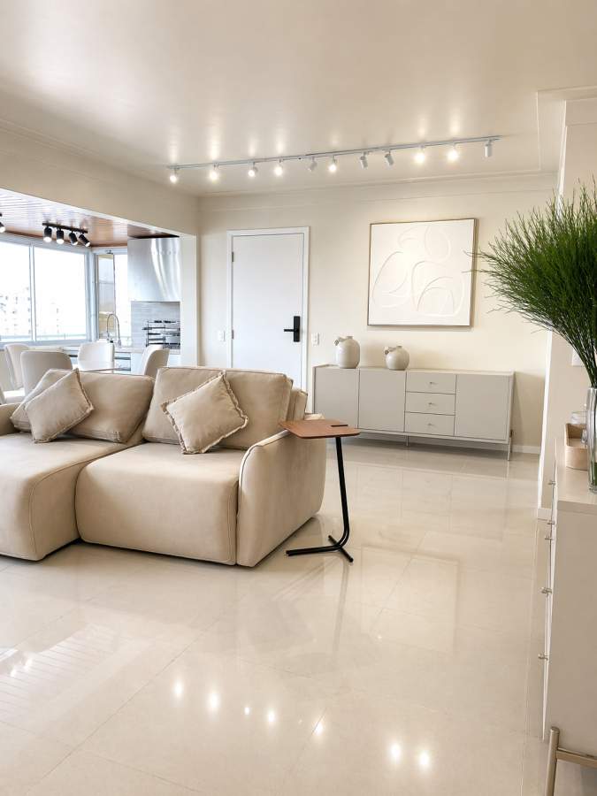 Apartamento para Venda em Santo André, Centro, 3 dormitórios, 3 suítes, 4 banheiros, 2 vagas