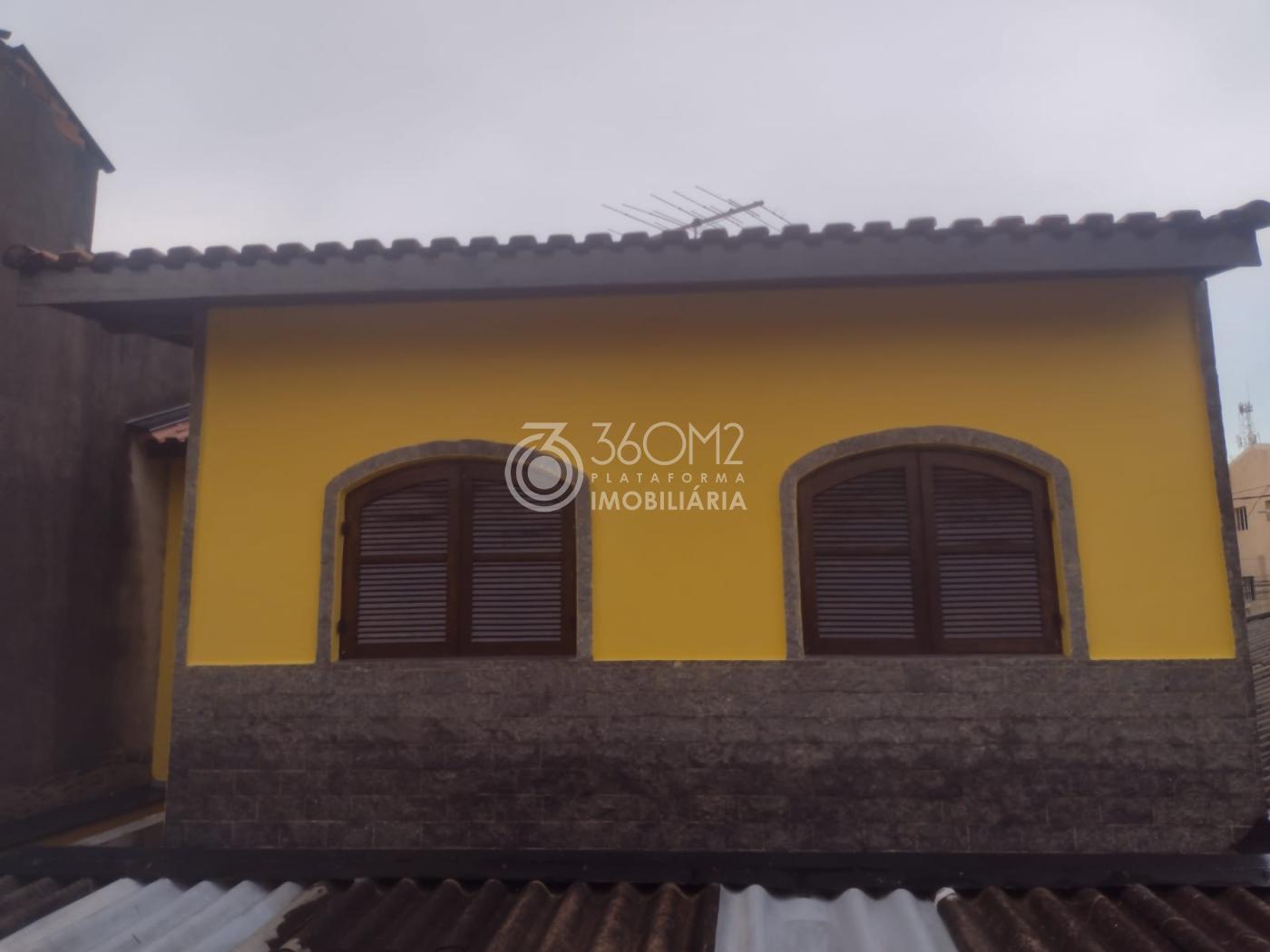 Sobrado para Venda em Carapicuíba, Parque Santa Teresa, 3 dormitórios, 2 banheiros, 3 vagas - apoio