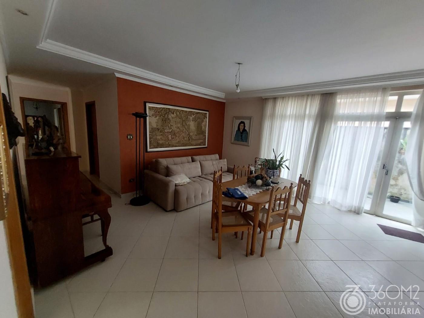 Casa para Venda em São Caetano do Sul, Mauá, 3 dormitórios, 1 suíte, 3 banheiros, 2 vagas