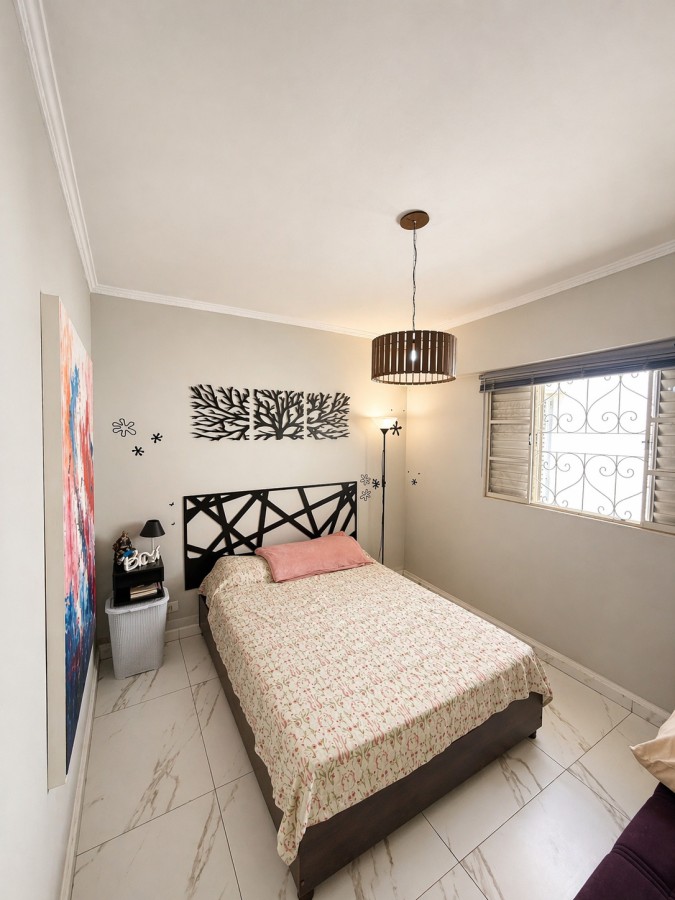 Casa para Venda em Santo André, Jardim das Maravilhas, 2 dormitórios, 1 banheiro, 2 vagas - previa