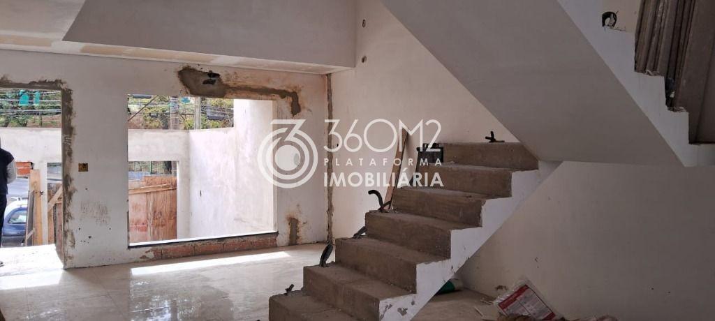 Casa para Venda em Santo André, Parque Jaçatuba, 3 dormitórios, 3 suítes, 4 banheiros, 4 vagas - apoio