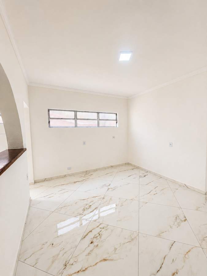 Sobrado para Venda em Santo André, Vila Sacadura Cabral, 3 dormitórios, 1 suíte, 3 banheiros, 5 vagas - apoio