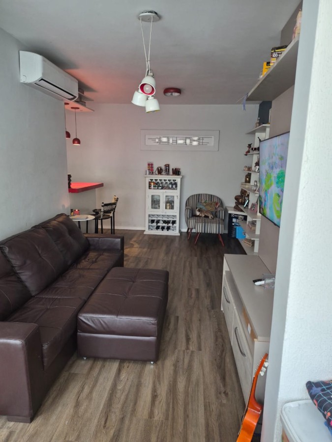 Apartamento para Venda em São Caetano do Sul, Santa Maria, 2 dormitórios, 1 suíte, 2 banheiros, 1 vaga - apoio