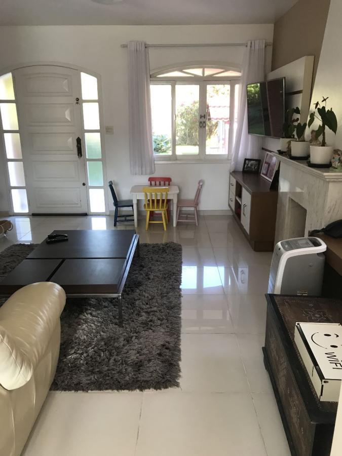 Casa para Venda em São Bernardo do Campo, Rio Grande, 4 dormitórios, 2 suítes, 3 banheiros, 5 vagas - apoio