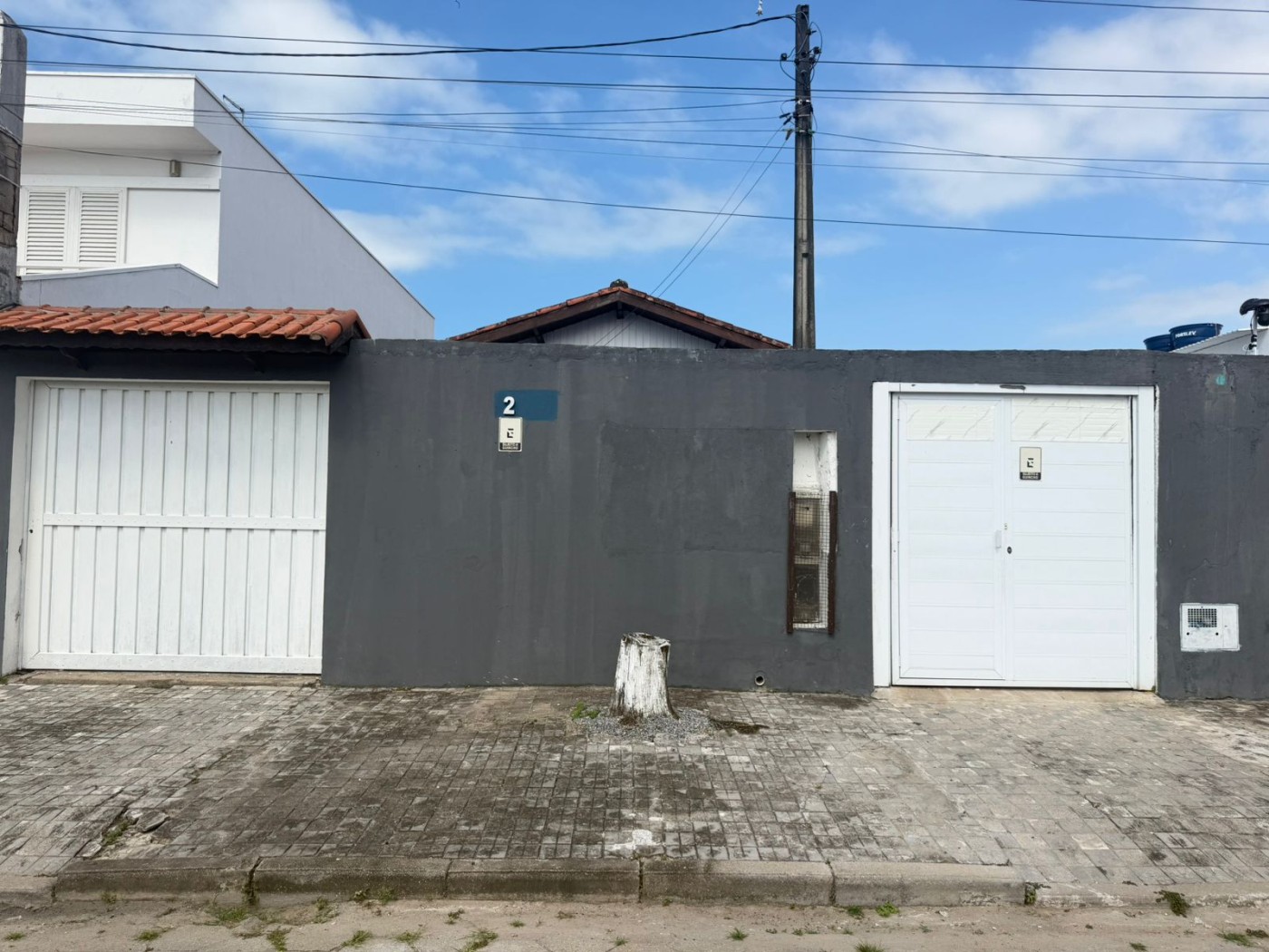 Casa para Venda em Mongaguá, Jardim Santana, 3 dormitórios, 2 suítes, 3 banheiros, 5 vagas - apoio