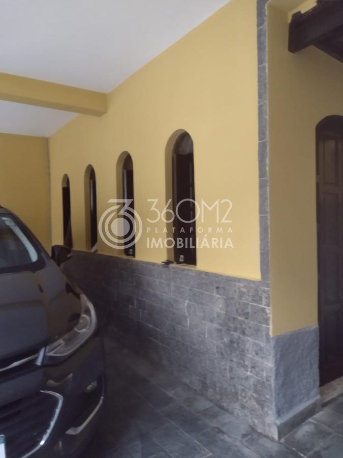 Sobrado para Venda em Carapicuíba, Parque Santa Teresa, 3 dormitórios, 2 banheiros, 3 vagas - apoio