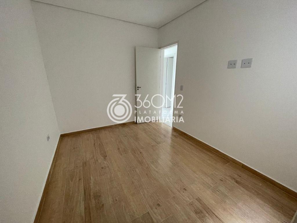 Apartamento sem Condomínio para Venda em Santo André, Santa Maria, 2 dormitórios, 1 suíte, 2 banheiros, 2 vagas - previa