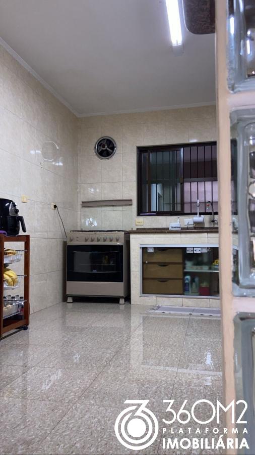 Sobrado para Venda em Santo André, Vila Curuçá, 3 dormitórios, 1 suíte, 3 banheiros, 2 vagas - apoio