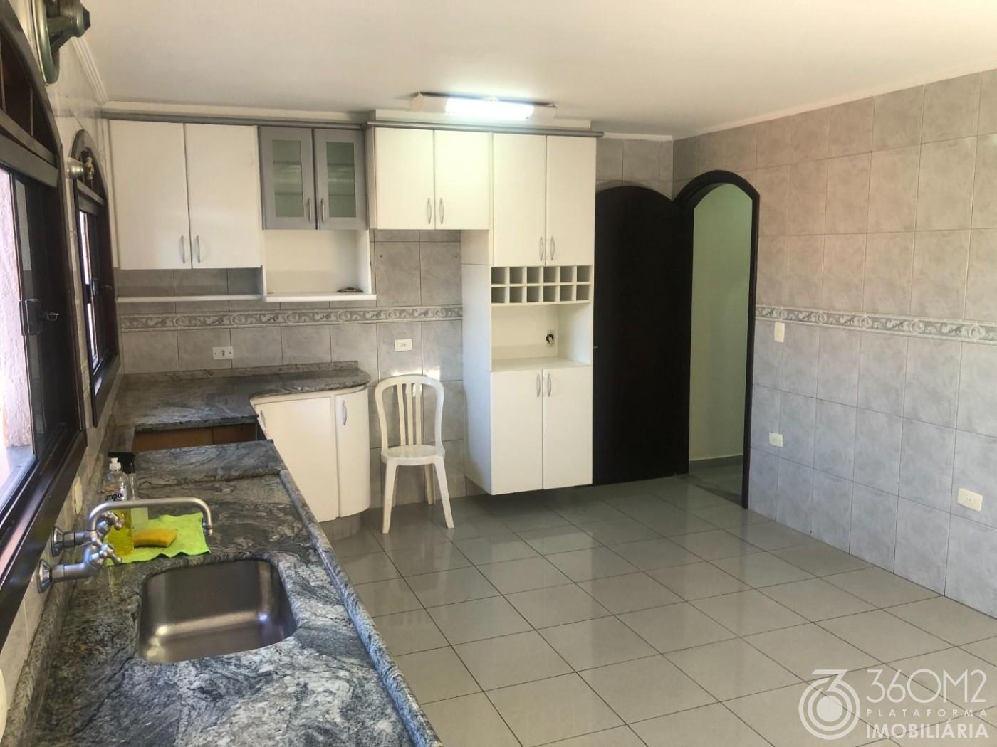 Sobrado para Venda em Santo André, Parque Marajoara, 3 dormitórios, 1 suíte, 2 banheiros, 3 vagas