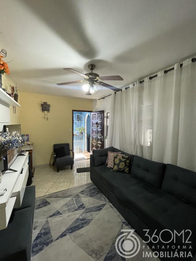 Casa para Venda em Santo André, Jardim Utinga, 2 dormitórios, 1 banheiro, 2 vagas - previa