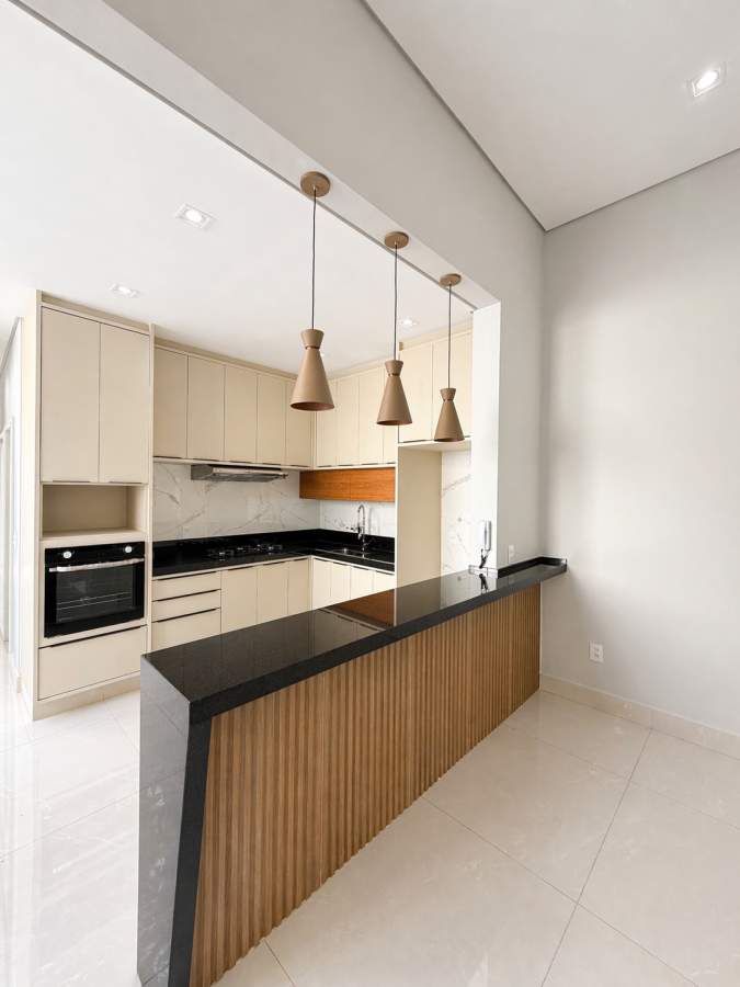 Casa para Venda em Bragança Paulista, Residencial Quinta dos Vinhedos, 3 dormitórios, 1 suíte, 2 banheiros, 2 vagas - apoio