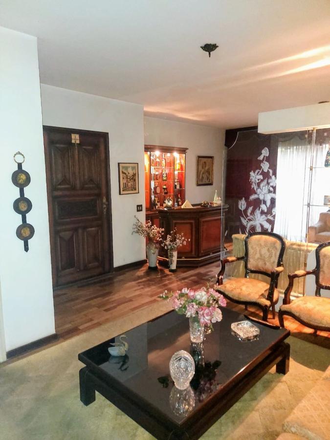 Sobrado para Venda em São Paulo, Campo Belo, 3 dormitórios, 1 suíte, 5 banheiros, 3 vagas - previa