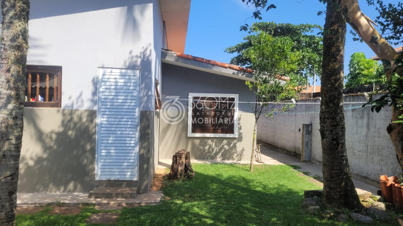 Casa para Venda em Itanhaém, Campos Elíseos, 4 dormitórios, 4 suítes, 2 banheiros, 2 vagas - previa