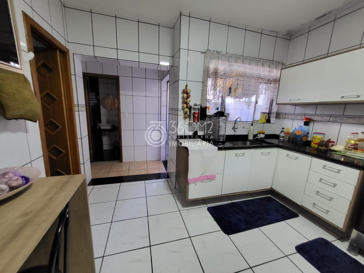 Sobrado para Venda em Santo André, Jardim Monções, 3 dormitórios, 2 banheiros, 2 vagas - previa