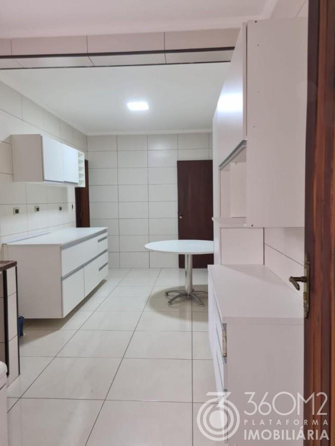Casa para Venda em São Bernardo do Campo, Dos Casa, 2 dormitórios, 1 suíte, 2 banheiros, 3 vagas - apoio