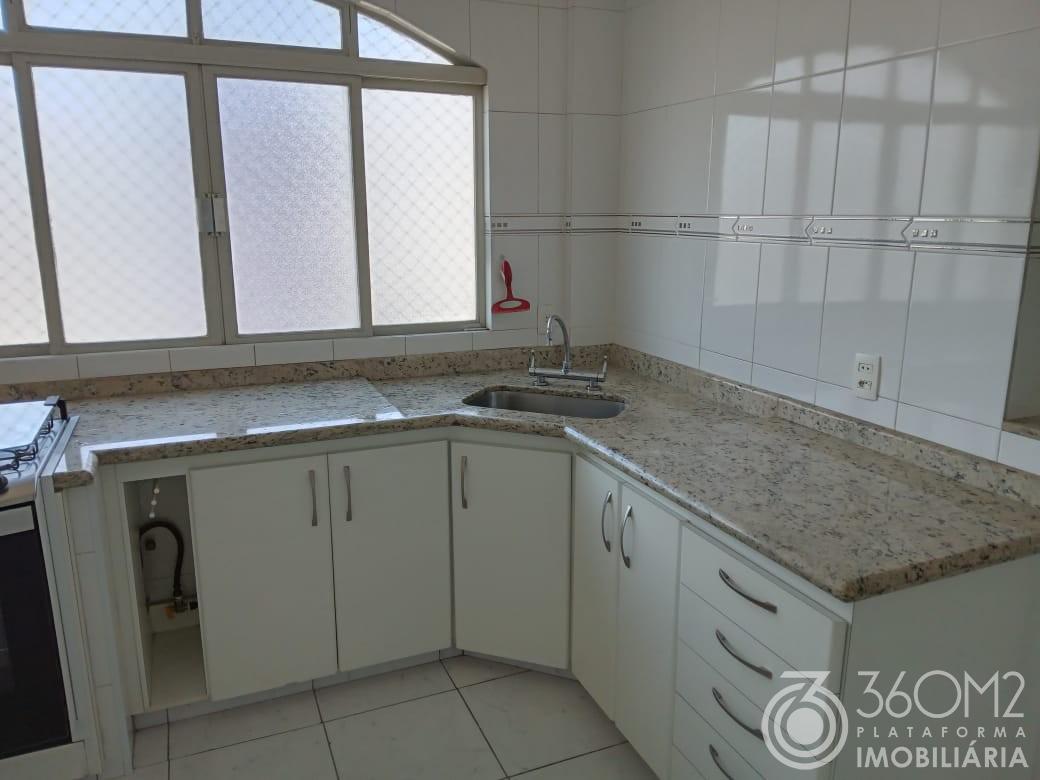 Apartamento para Venda em Santo André, Centro, 4 dormitórios, 1 suíte, 3 banheiros, 3 vagas - previa