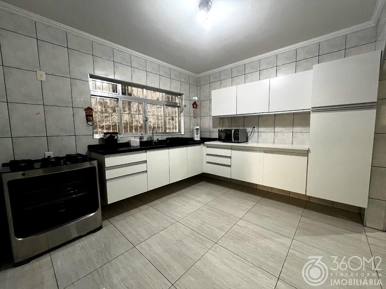 Sobrado para Venda em Santo André, Vila Curuçá, 4 dormitórios, 1 suíte, 3 banheiros, 5 vagas - apoio