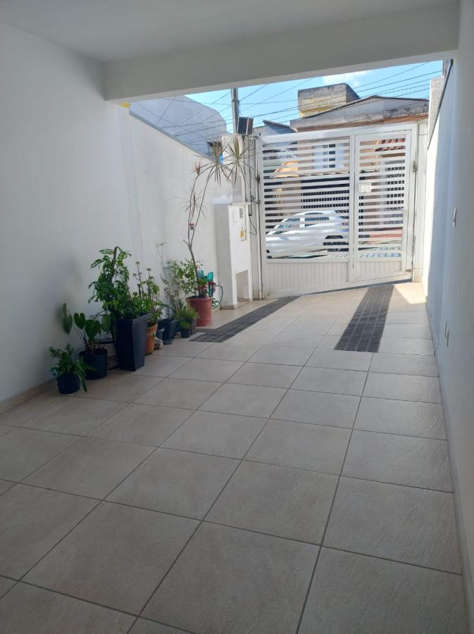 Casa para Venda em Santo André, Vila Humaitá, 3 dormitórios, 1 suíte, 4 banheiros, 2 vagas - apoio